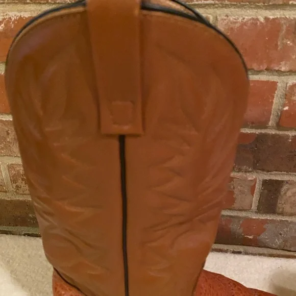 Acme Boots - Picture 7 of 9